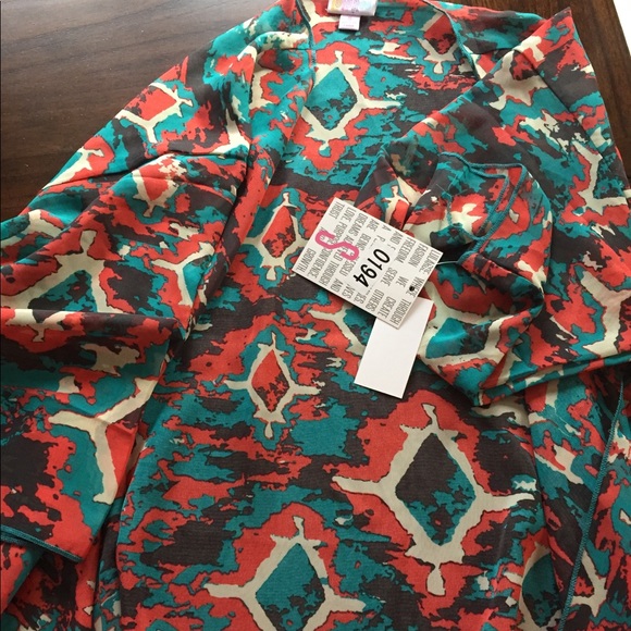 Lularoe Shirley - Picture 1 of 2